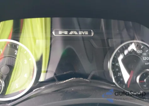 2022 Ram 2500 Laramie 4X4 6'4 Box z USA, uszkodzony, nr VIN 3C6UR5FL0NG280552